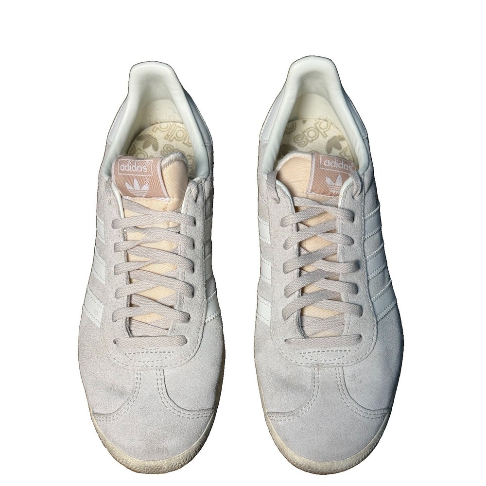 Adidas Gazelle White Cream Colorway Mens Size US 7  Women's 9 Casual Skater EUC